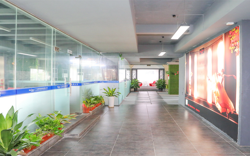 Equipment required for retrofitting electric doors into license plate recognition systems